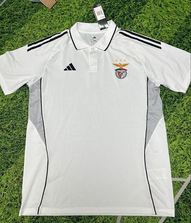 Camiseta passeio/entrenamiento blanca 2025/26