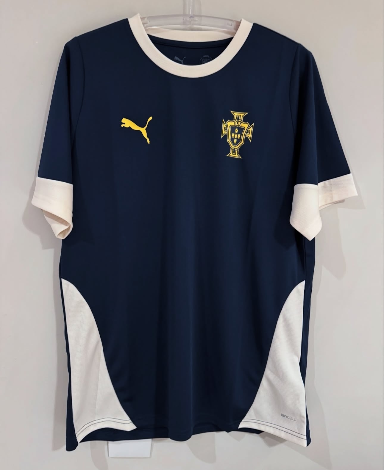 Camiseta Selección de Portugal entrenamiento azul 2025