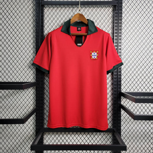 Camiseta Portugal retro roja 1972