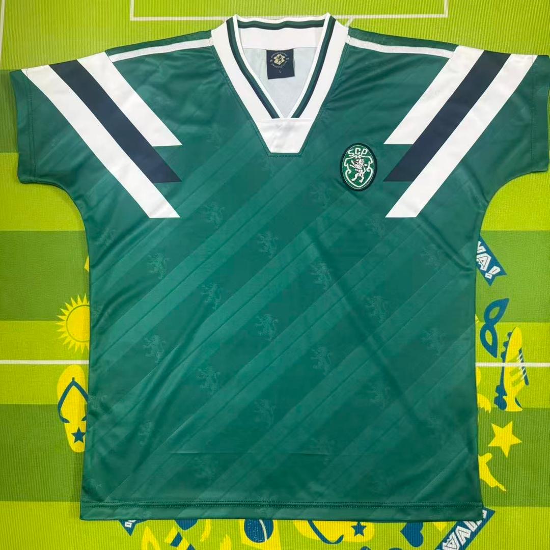 Camiseta VINTAGE retro verde AÑOS 90 - 2025/26