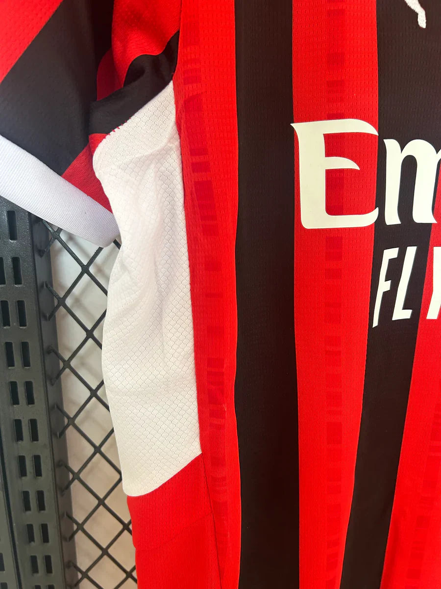 Camiseta Milan home 2024/25