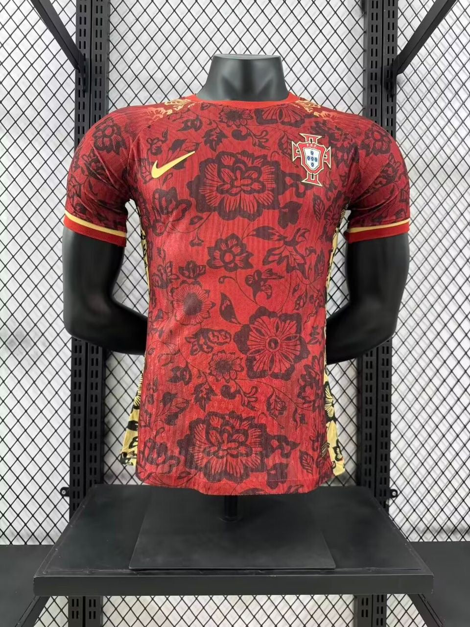Camiseta Portugal Special edition roja 24/25 Jugador