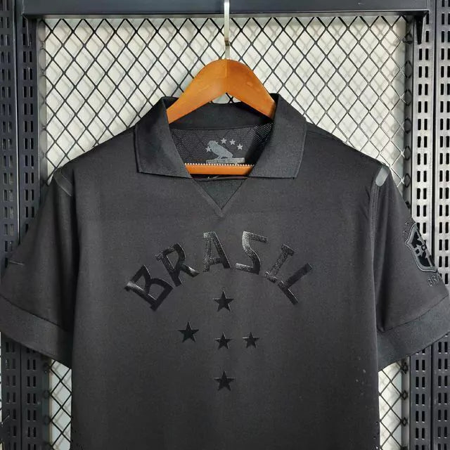 Camiseta Retro Selección Brasil 2013/14 - negra