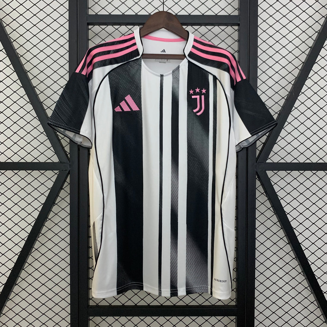 Camiseta Juventus Home 2025/26