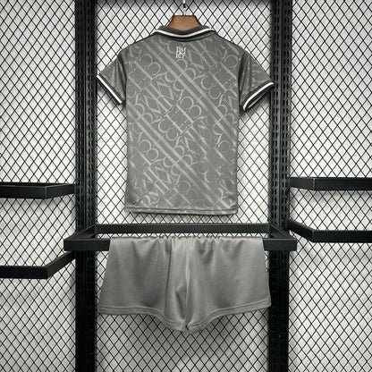 Conjunto Infantil Real Madrid gris third 2024/25