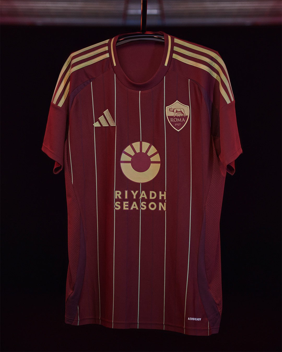 Camiseta Roma Local 2024/25