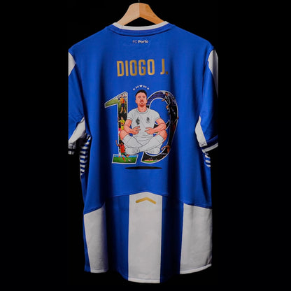 Camiseta DIOGO J - homenagem equipación azul/blanco 2025/26 síbolo bordado