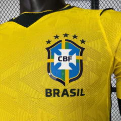 Camiseta Selección Brasil MANGA LARGA  principal Copa del Mundo 2026 PLAYER amarilla -