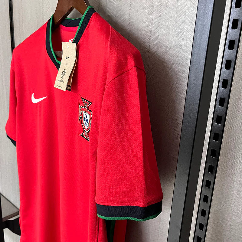 Camiseta Portugal roja local Euro 2024