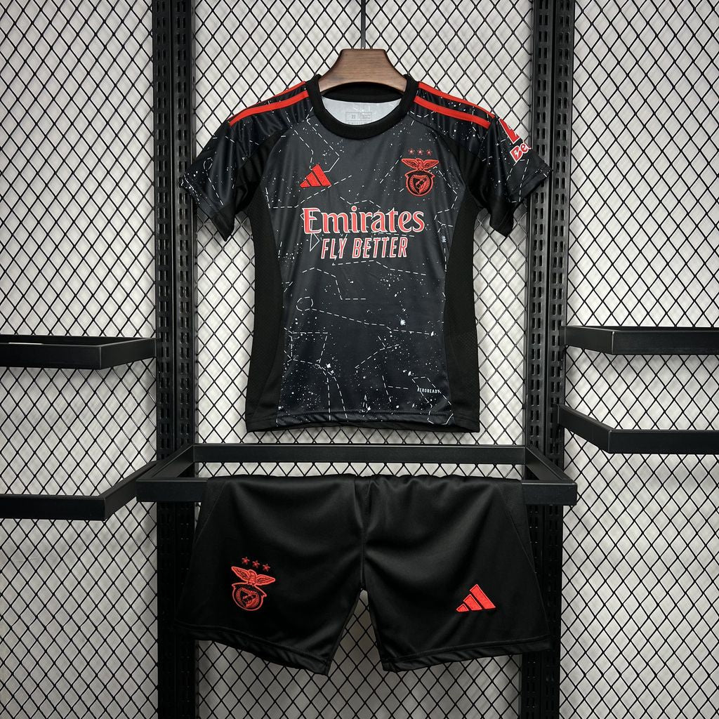 Conjunto infantil alternativo 2024/25 negro