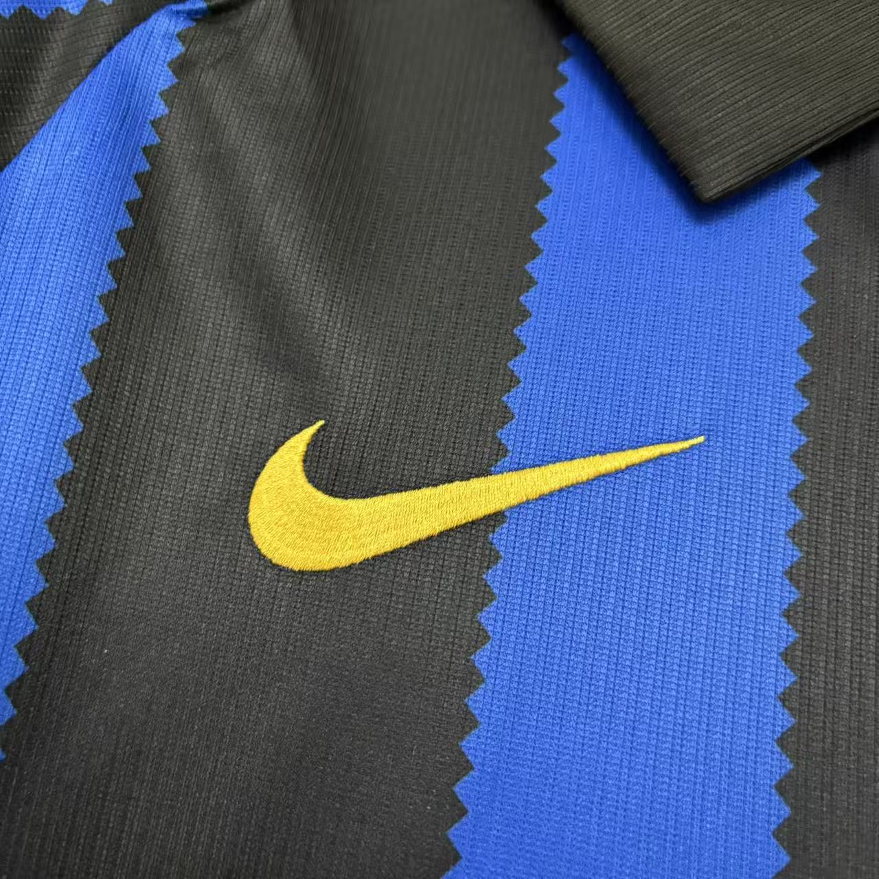 Camiseta Inter Milão home azul y negra 2026/27