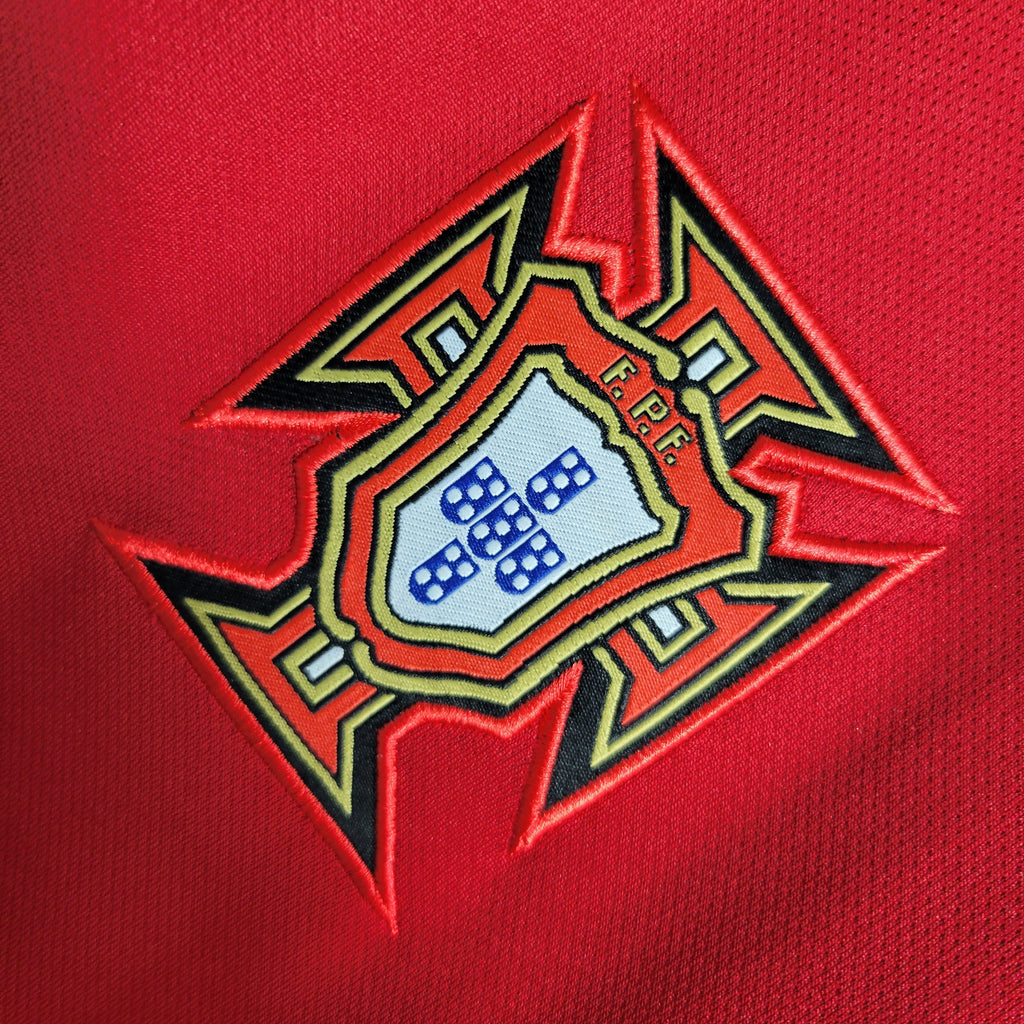 Camiseta Portugal roja retro 2016/17