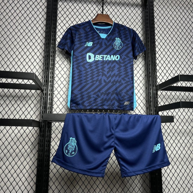 Conjunto infantil azul tercera equipación 2024/25