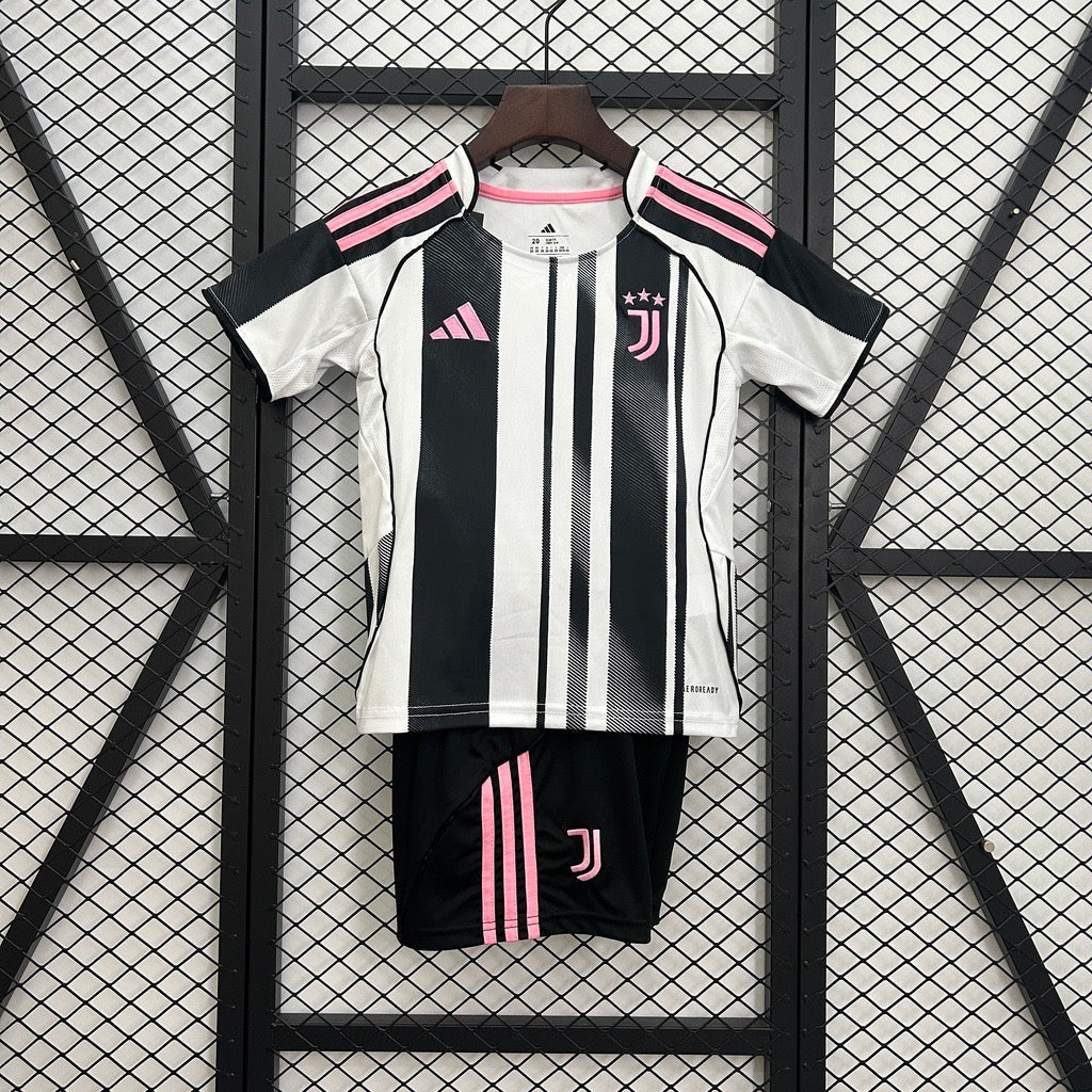 Conjunto Infantil Juventus local 2025/26