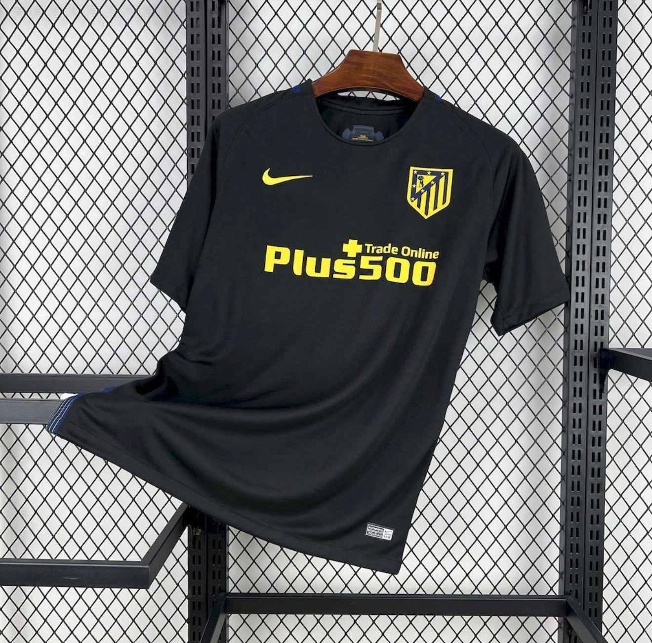 ATLÉTICO DE MADRID II 16/17 HOMBRE (RETRO)