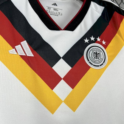 Conjunto infantil Selección Alemania principal blanca COPA DEL MUNDO 2026