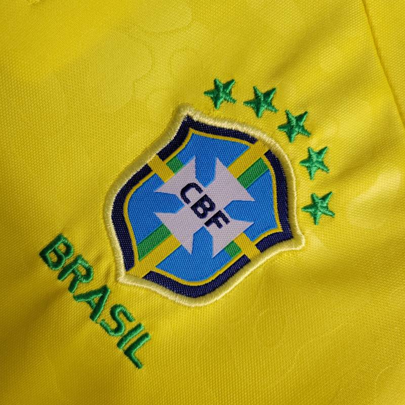 Conjunto infantil Selección Brasileira 2023/24 Local
