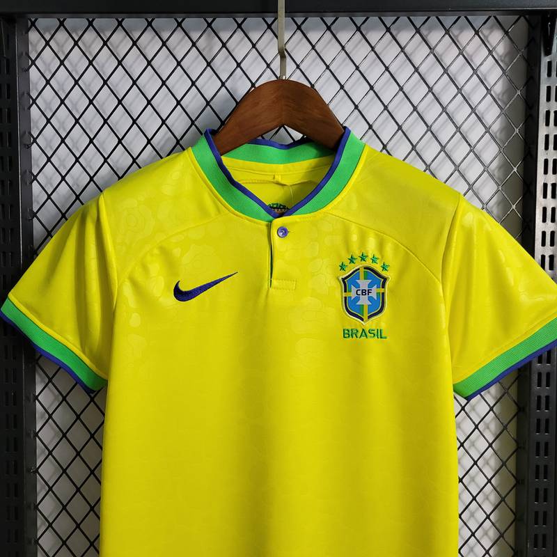 Conjunto infantil Selección Brasileira 2023/24 Local