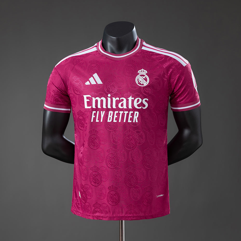 Camiseta Real Madrid 26/27 Edición Especial Versión Jugador Rojo Rosa