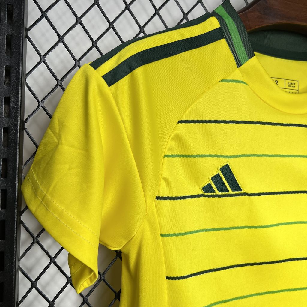 Conjunto Infantil Celtic Visitante 2024/25
