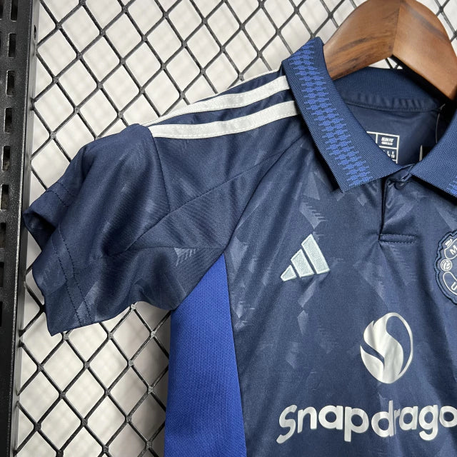 Conjunto Infantil Manchester United Visitante 2024/25