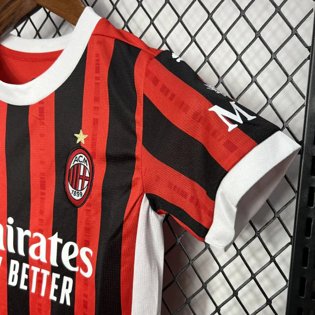 Conjunto Infantil Milan Local 2024/25