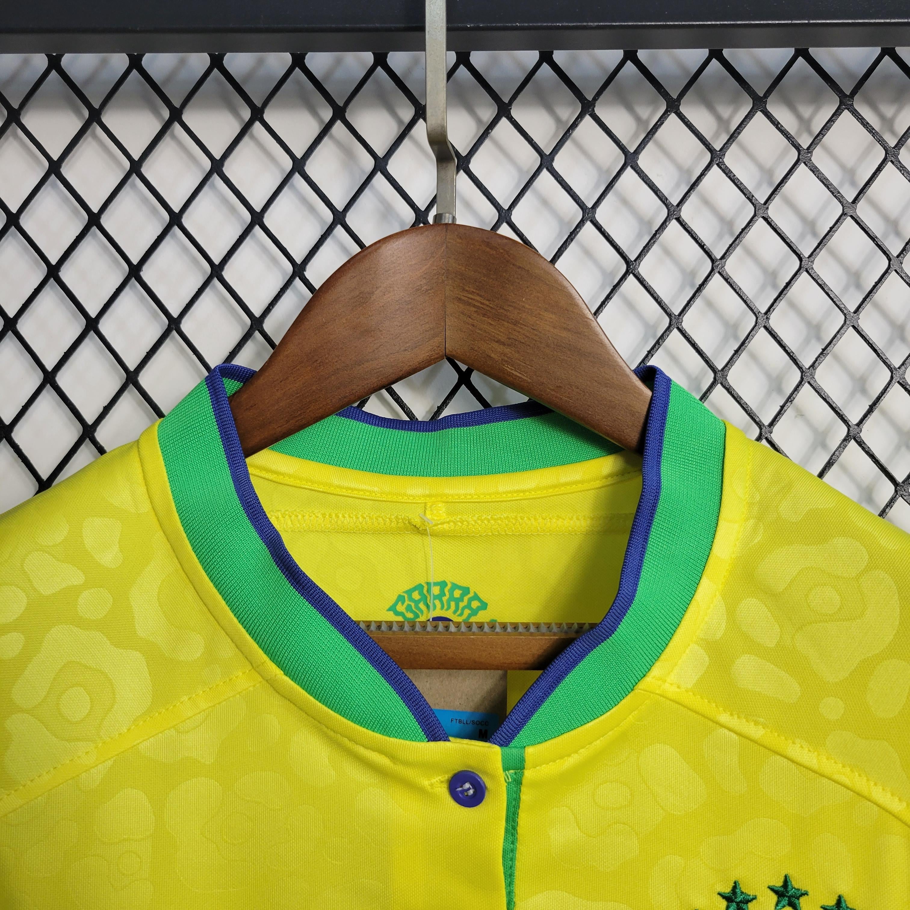 Camiseta Femenina Selección Brasil 2022/23 Local Aficionado PRO