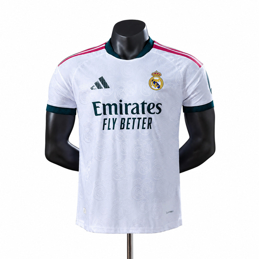 Camiseta Merengues 26/27 Player Blanca sobre fondo blanco